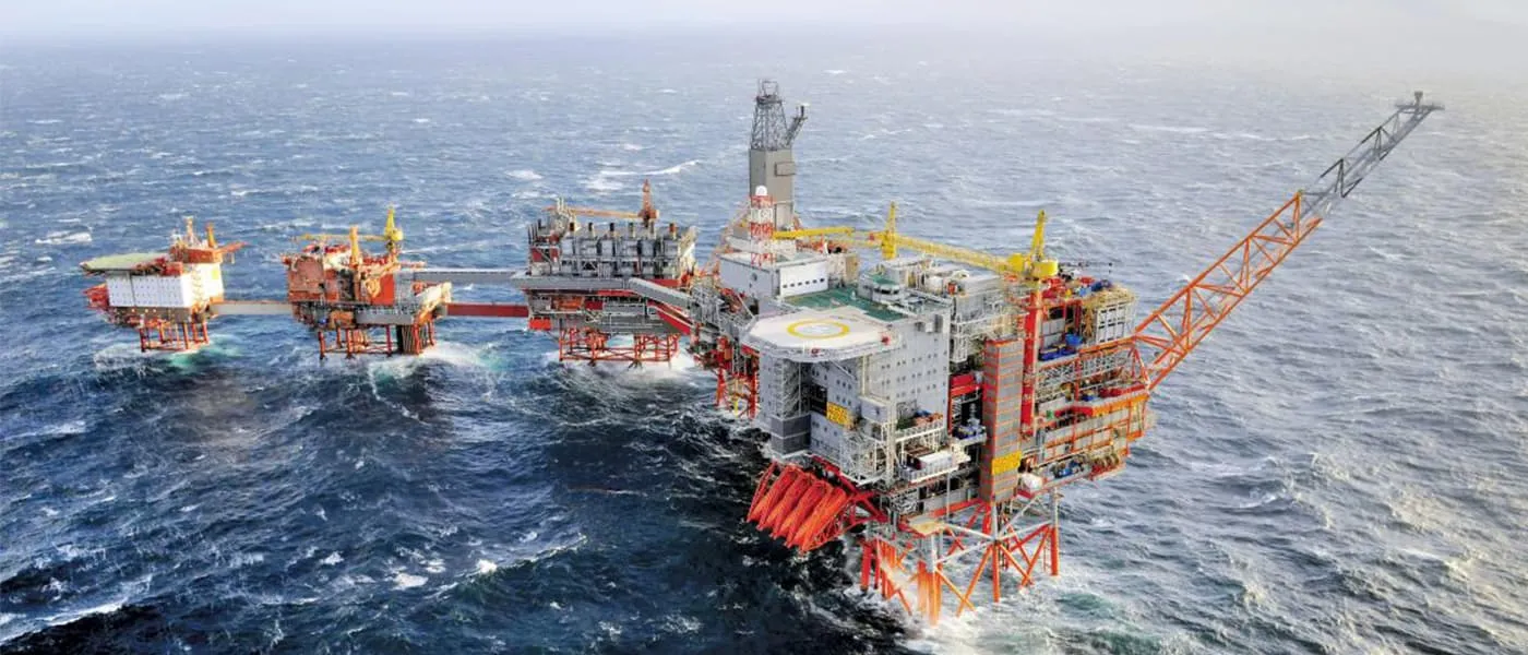 Waterproof sealing of offshore platforms Waterproof sealing of offshore platforms